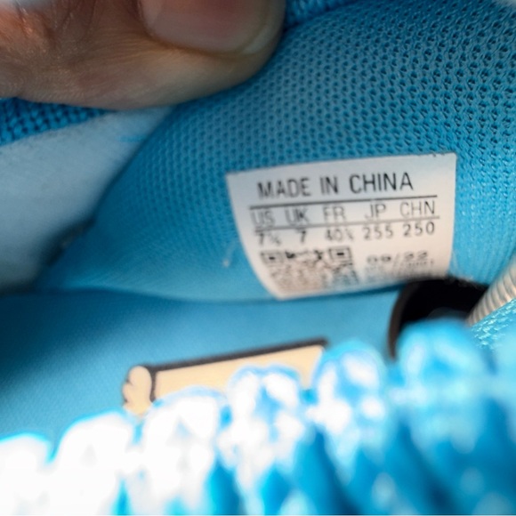 Size 7.5 - adidas Trae Young 2 Down in the Deep, H06479, Clean, No Box, 9/10 - Picture 9 of 12